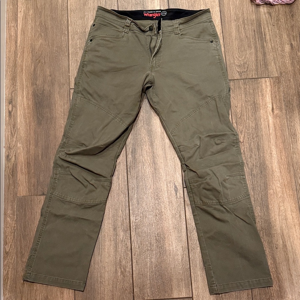 Wrangler Men's Green Cargo Pants